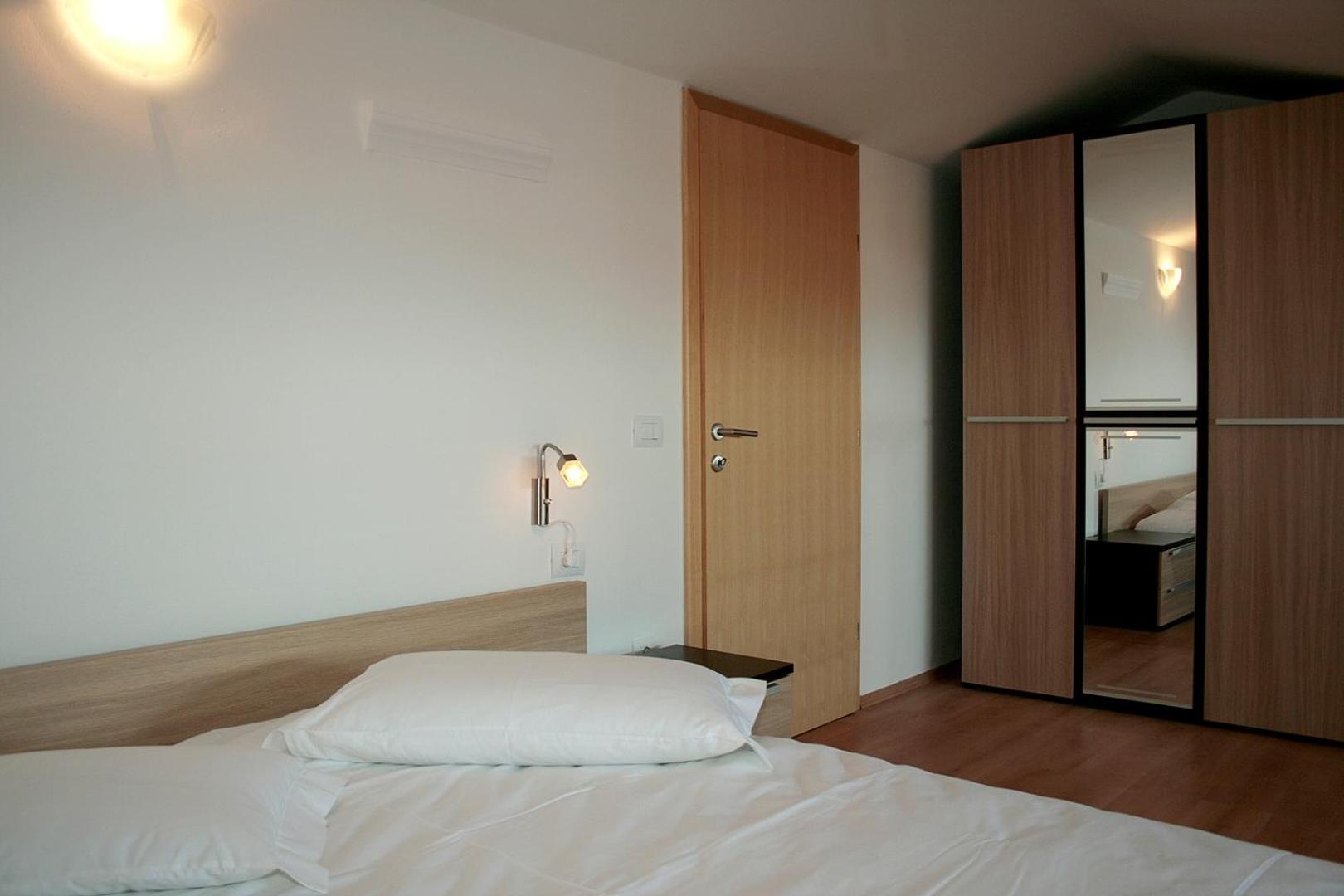 Fineda Grande Apartments 波雷奇 外观 照片